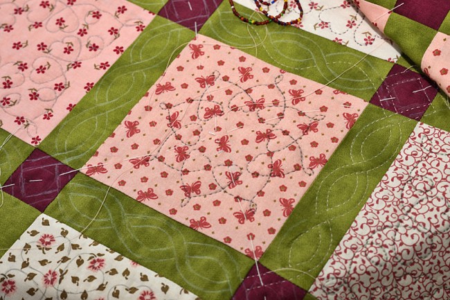 Kurs-Nr. 05-17-06: Handquilten am feststehenden Rahmen – altes Handwerk neu beleben