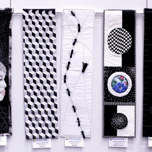 Blick in die Ausstellung - QuilThuer - ...einfach nur schwarz-weiss