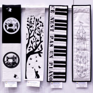 Blick in die Ausstellung - QuilThuer - ...einfach nur schwarz-weiss