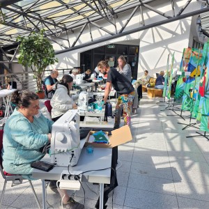 Florian Janich - Bannerinnung - Blick in Ausstellung und Kurs