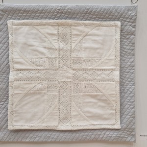 Blick in die Ausstellung - Lippetal Quilter - Weiße Schätze & Farbklecks
