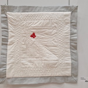 Blick in die Ausstellung - Lippetal Quilter - Weiße Schätze & Farbklecks
