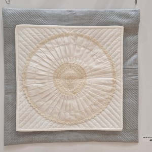 Blick in die Ausstellung - Lippetal Quilter - Weiße Schätze & Farbklecks