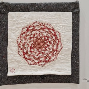 Blick in die Ausstellung - Lippetal Quilter - Weiße Schätze & Farbklecks