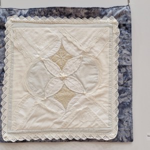 Blick in die Ausstellung - Lippetal Quilter - Weiße Schätze & Farbklecks