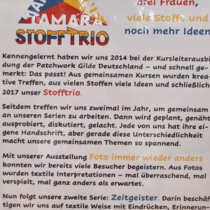Blick in die Ausstellung - Stofftrio - Zeitgeister