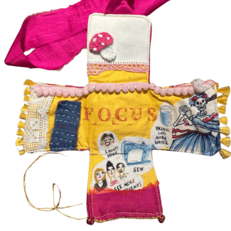 Taschenaltäre sind genähte Glücksbringer