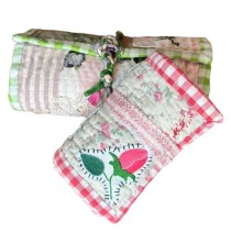 Mit der Hand, liebevolle Stoffcollagen - so entsteht eine einzigartige und praktische Rolltasche (nicht nur) für Nähutensilien