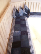 Bankauflage und Kissen